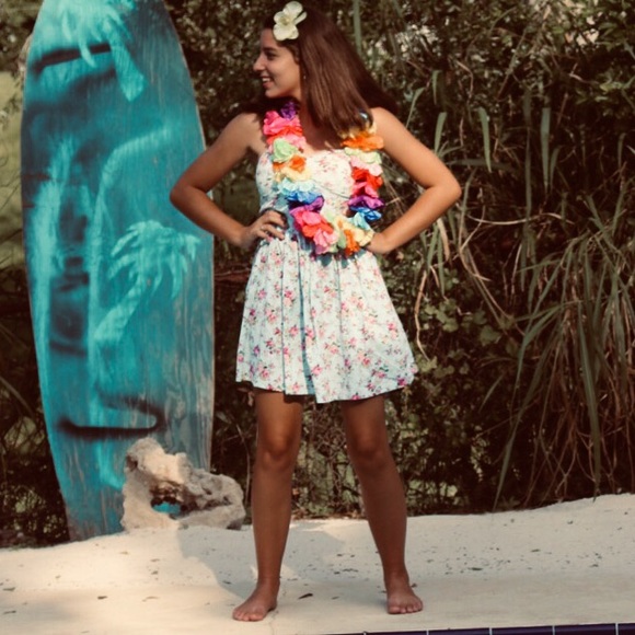 Floral strapless mini dress - Picture 2 of 2